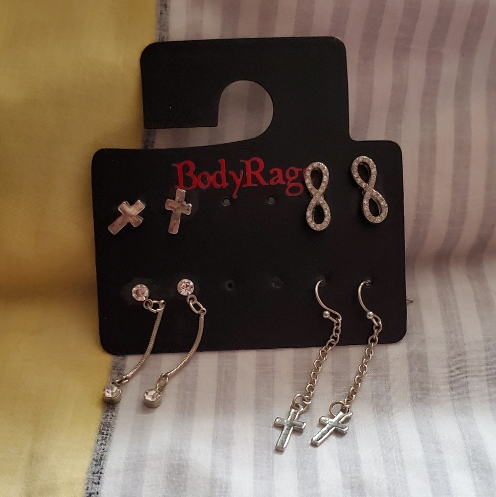 Earrings set